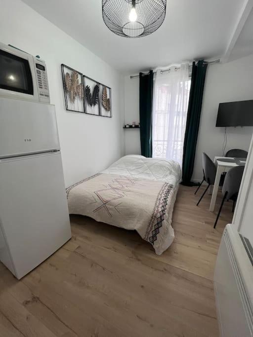 Studio A Deux Pas De Paris Lägenhet Levallois-Perret Exteriör bild