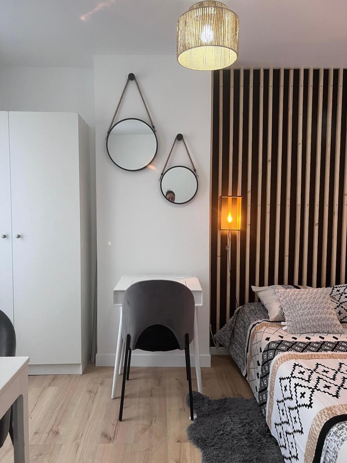 Studio A Deux Pas De Paris Lägenhet Levallois-Perret Exteriör bild